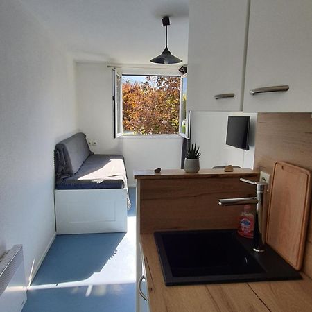 Studio Dans Residence Gauguin Pour Location Courte Duree Et Etudiants Parking Gratuit Gieres ห้อง รูปภาพ